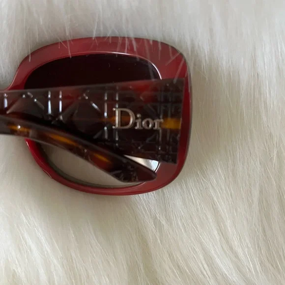 Dior Sunglasses - Picture 2 of 8